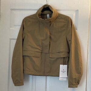NWT Lululemon Always Effortless Jacket Size 4